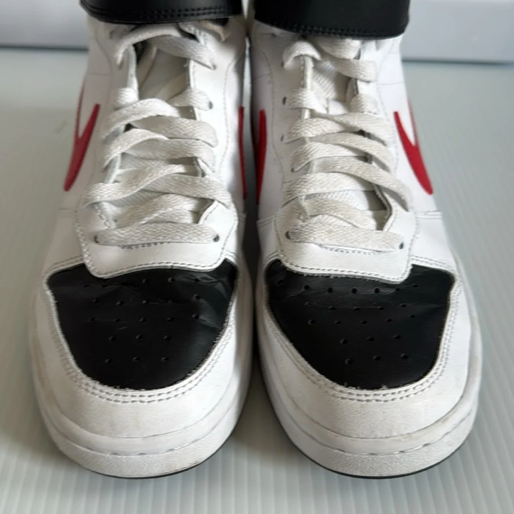 Nike Kids High-Top Sneakers - White, Black, and Red. Size 7